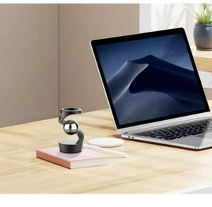 Gravity-defying Kinetic Desk Toy