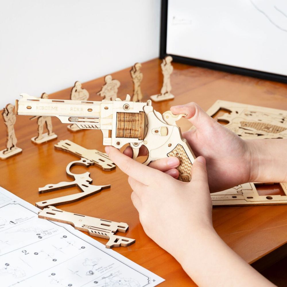 Wooden puzzle toys